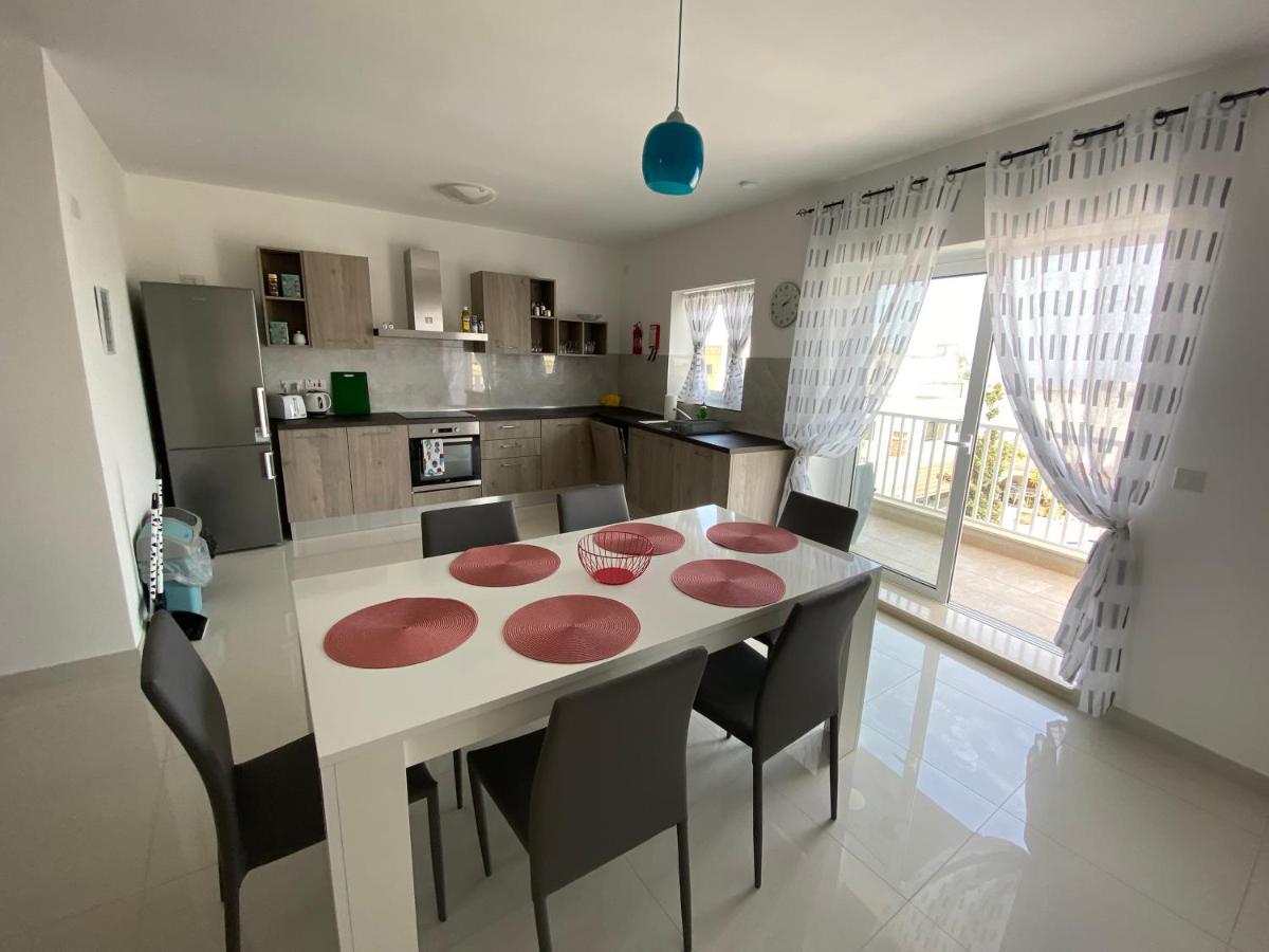 Sunshine Apartments Mellieha - Modern Three Bedroom Apartment - Apt No 1 Экстерьер фото